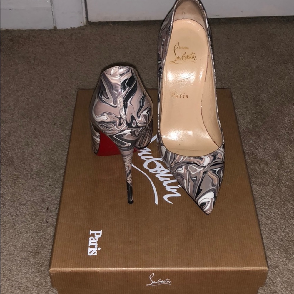 Christian Louboutin So kate 120 marbled